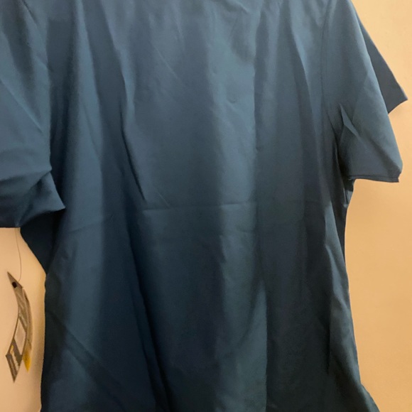 New with tags size medium wonderwink scrub top - Picture 2 of 5